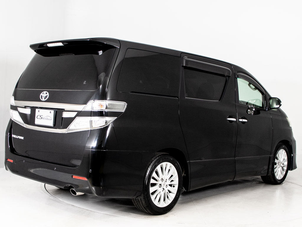 ★ﾘｱﾋﾞｭｰ★テールランプ加工、マフラー換装
等も承っております！