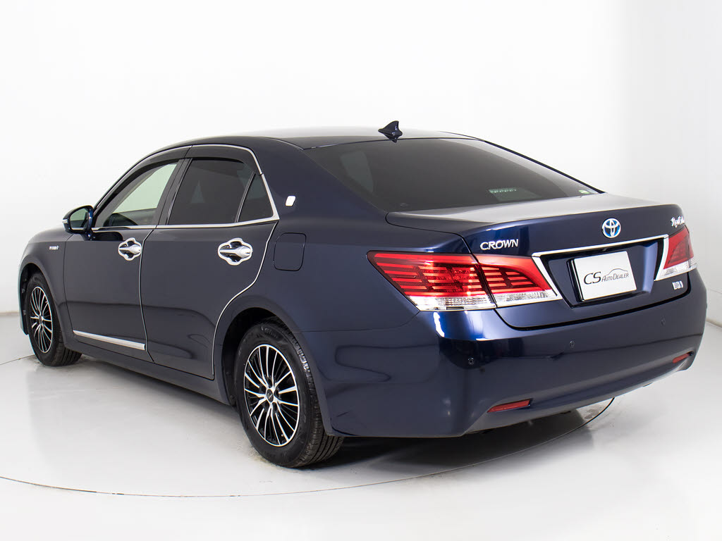 お車の下取りもお任せ下さい！国産、外車、
年式、走行距離問わず、どんなお車でも下取
りさせて頂きます。皆様のご相談お待ちして
おります！