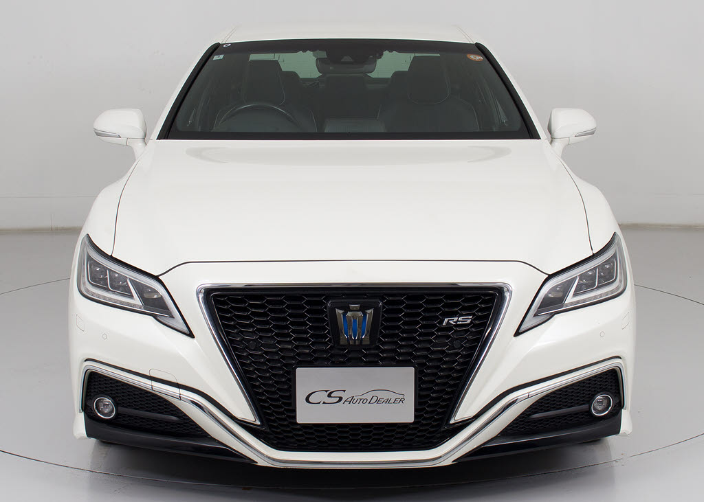 禁煙車です！室内は嫌なニオイも無く、すご
く綺麗な状態です！禁煙車・・特にセダンタ
イプのお車では少ないですよね！！タバコの
ニオイが苦手なお客様必見です！快適にご乗
車頂けます！！