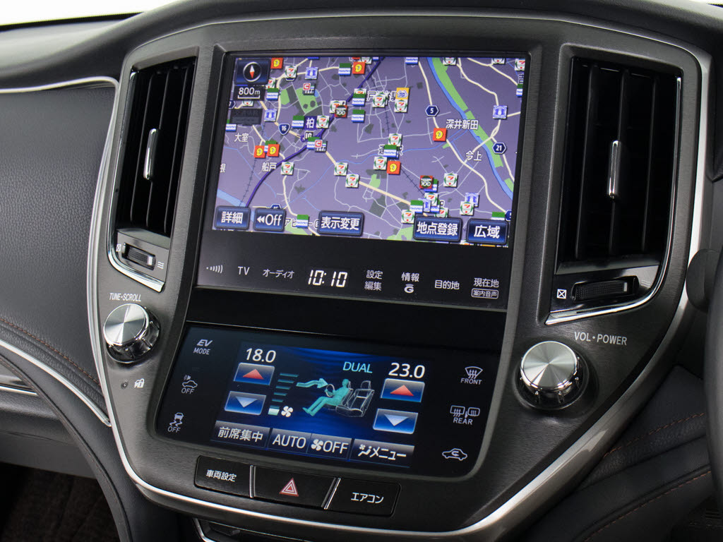 メーカー純正の大画面ＨＤＤナビが装備され
ています！操作も簡単！見やすい！純正だか
らこその使いやすさ！