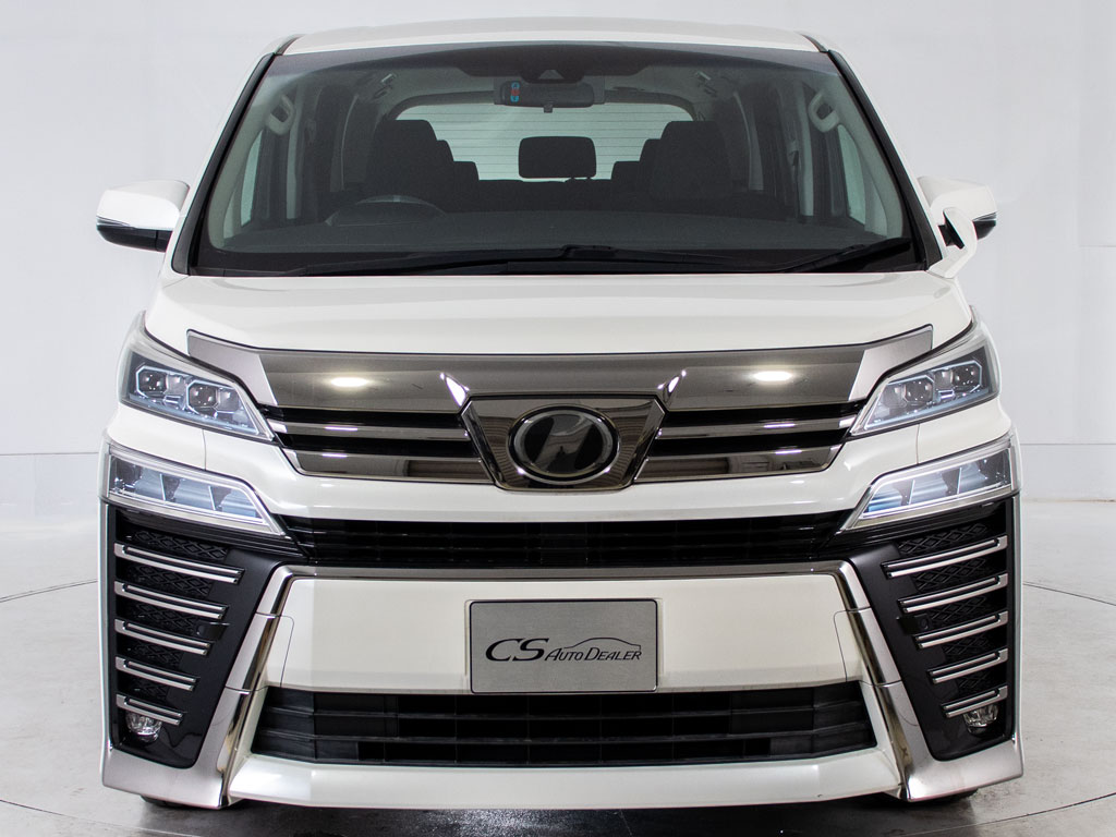 ★フロントビュー★グリル交換、エアロ取り
付け等、カスタムもお任せください！