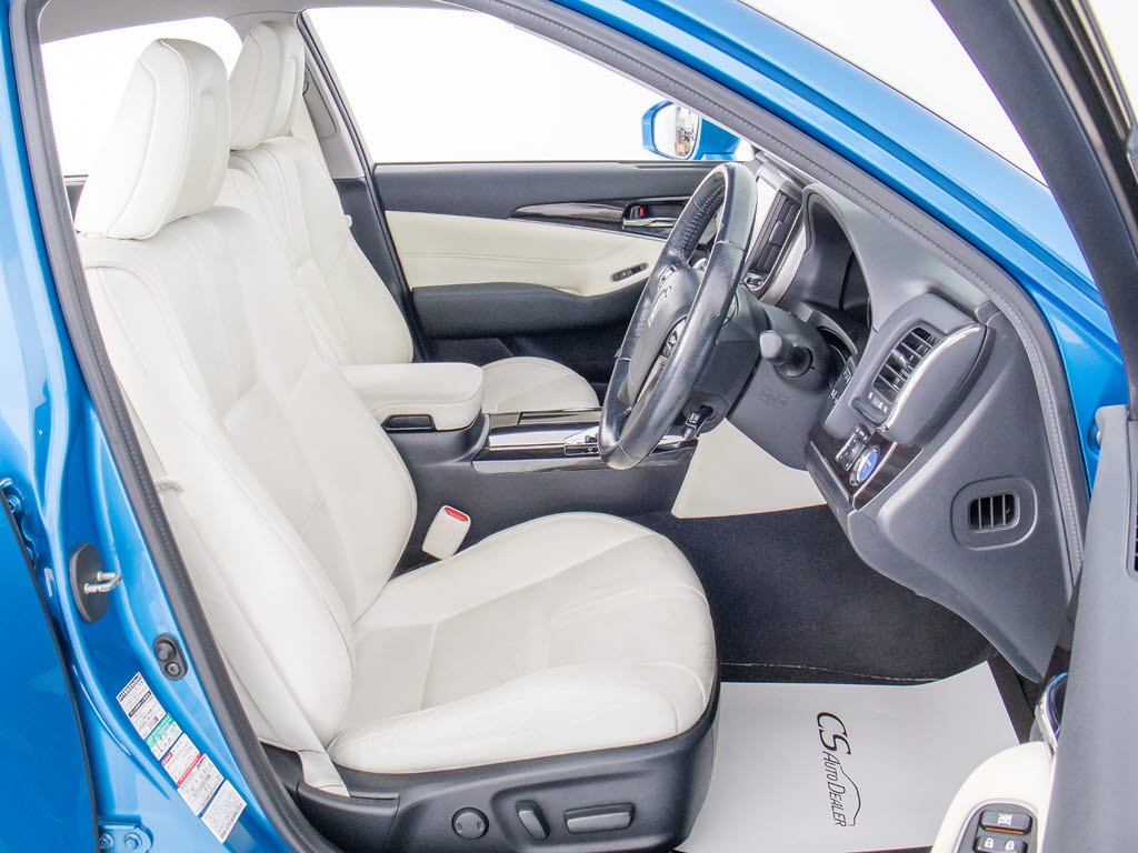 快適エアシート＆シートヒーターを装備して
います！高級車ならではの装備です！シート
が暖まる機能！シートから冷風が出る機能！
どちらも付いています！！寒い冬も、暑い夏
も快適にご乗車頂けます！！