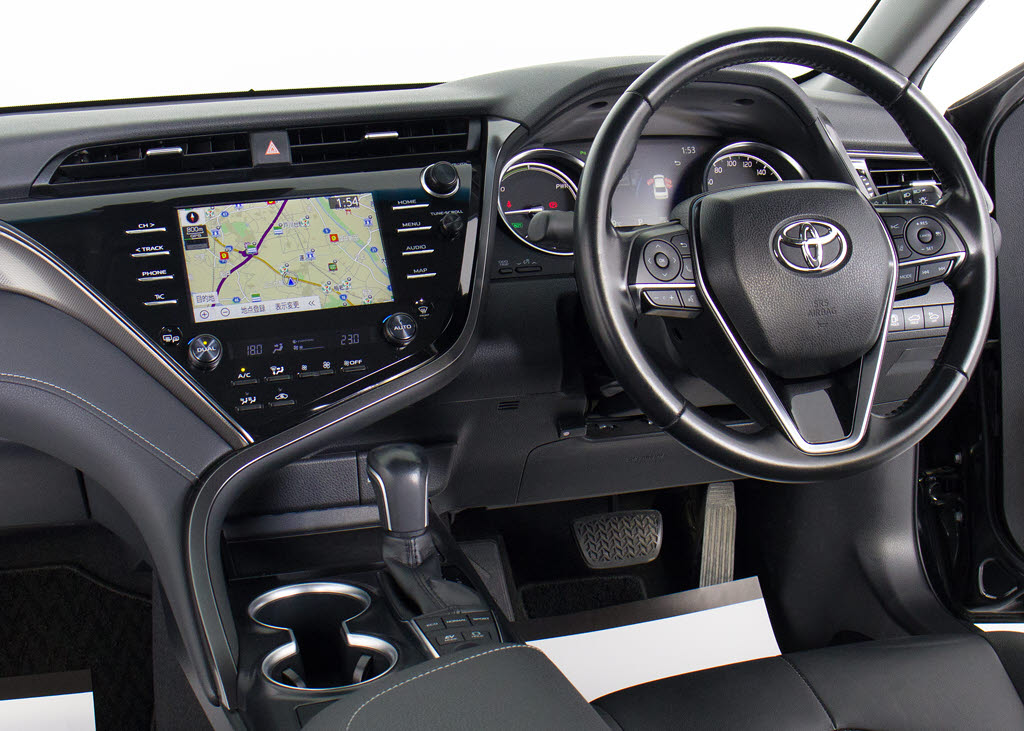 ★使いやすさや安全性を追求したステアリン
グ周り！高級車ゆえにスイッチ類が多いのも
特徴ですね！考え尽くされた配置ですぐに使
いこなす事が出来ますのでご安心下さい！是
非、体感してみて下さい！！