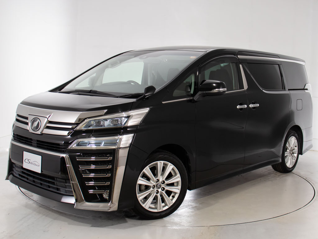 ★展示前点検実施★特殊な機材も用いて、前
車点検を実施しております！