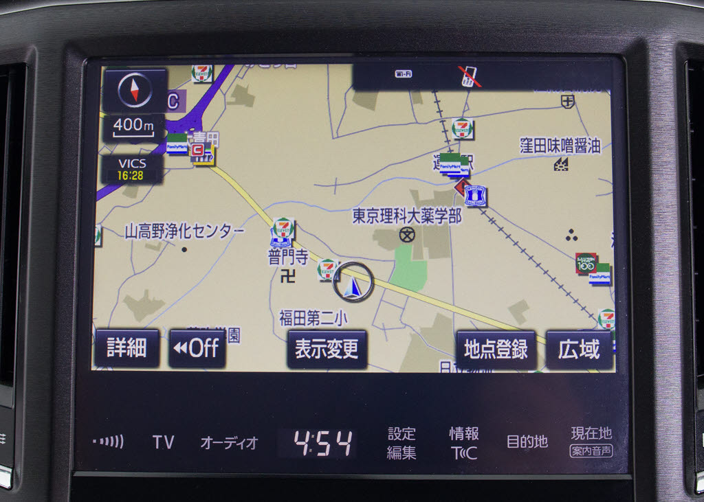 メーカー純正の大画面ＳＤナビが装備されて
います！操作も簡単！見やすい！純正だから
こその使いやすさ！