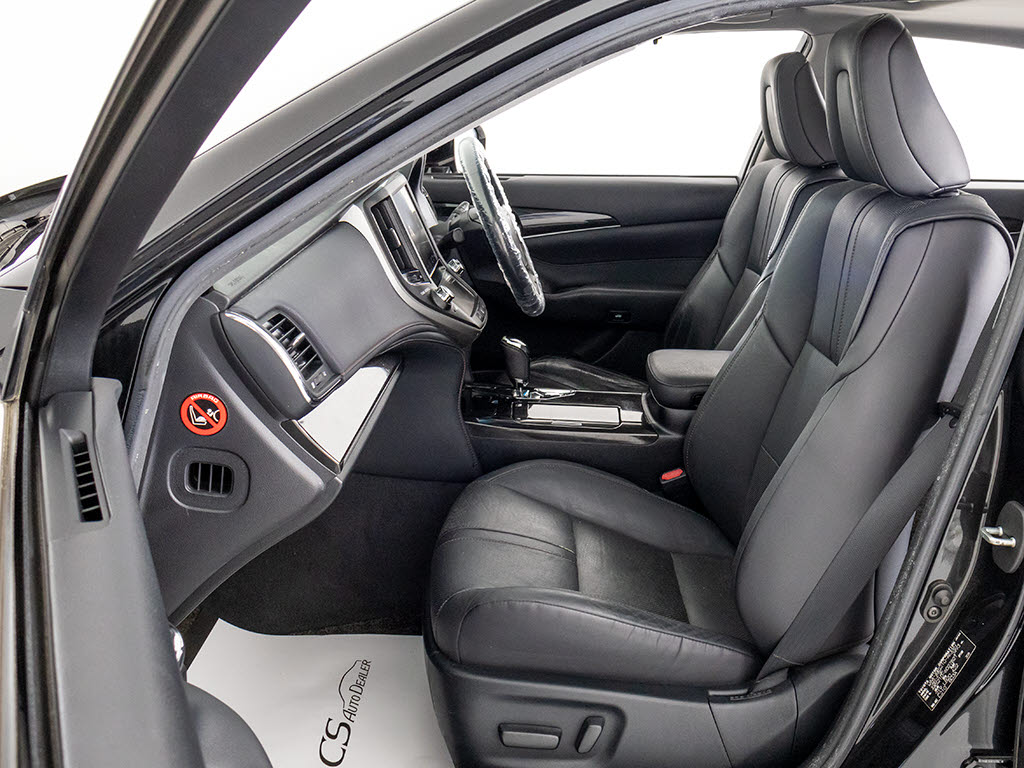 快適エアシート＆シートヒーターを装備して
います！高級車ならではの装備です！シート
が暖まる機能！シートから冷風が出る機能！
どちらも付いています！！寒い冬も、暑い夏
も快適にご乗車頂けます！！