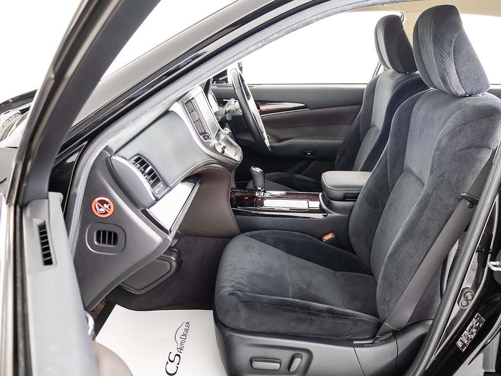 ★シートヒーターを装備しています！高級車
ならではの装備です！