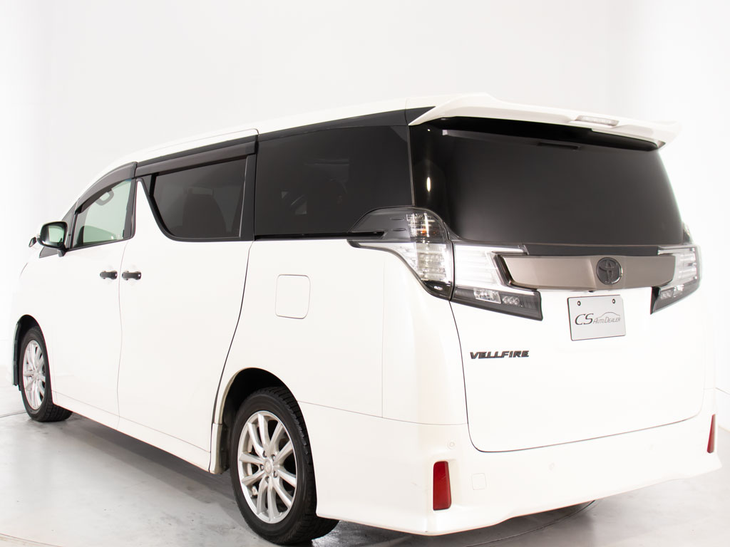 ★展示前点検実施★特殊な機材も用いて、全
車点検を実施しております！