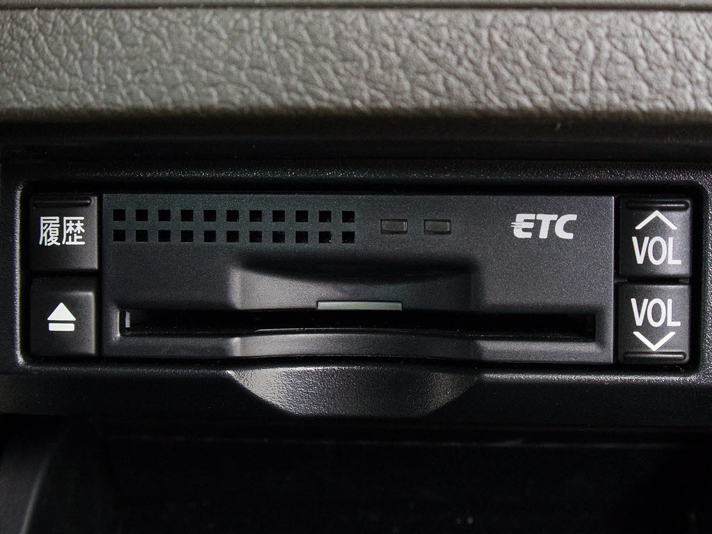 ★ETCが装備されています！！高速道路を利
用する際は必需品ですよね！！ストレス無く
料金所を通過出来ます！