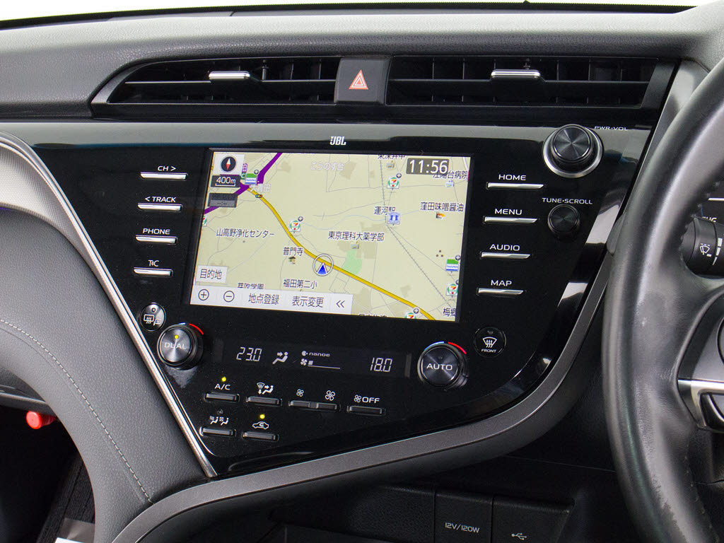 Ａｐｐｌｅ　Ｃａｒ　Ｐｌａｙ対応ナビとな
っております。お使いのｉＰｈｏｎｅ・アン
ドロイドをつなげて携帯のマップをナビへ反
映可能！