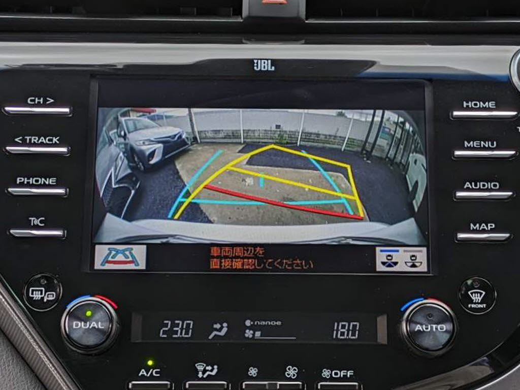 カラーバックモニターがついております！ス
テアリング連動ガイドラインが映し出される
ので、駐車の際に非常に役に立ちます！！