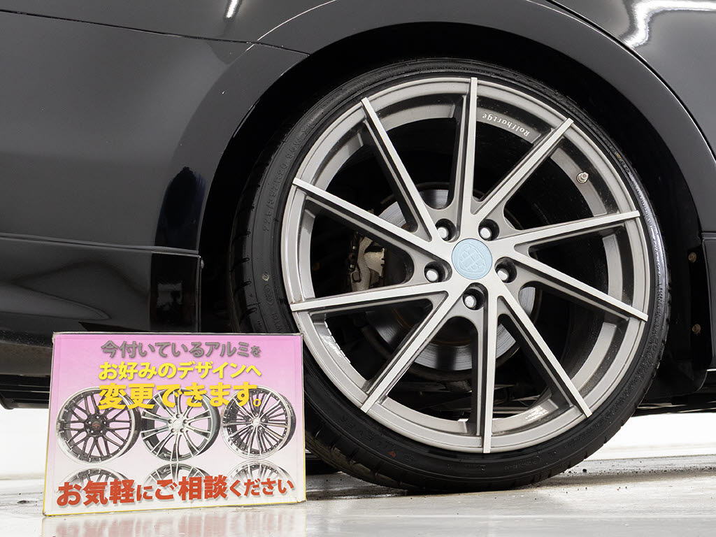 新品20インチアルミホイール＆新品タイヤ装
着済みです！アルミホイールの変更も可能で
す！お客様のお好みの１台を作成可能となり
ます！※詳細はスタッフまでお尋ねください
。