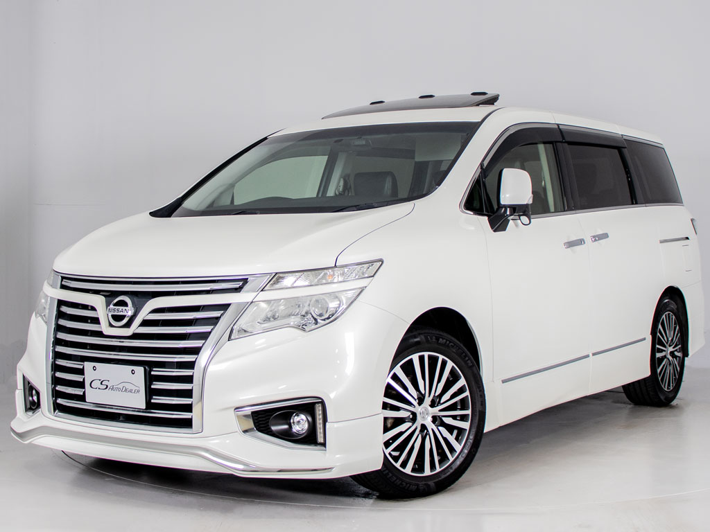 ★展示前点検実施★特殊な機材も用いて、前
車点検を実施しております！