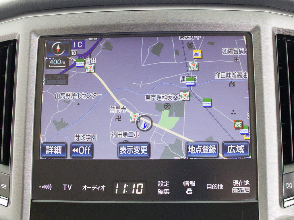 メーカー純正の大画面ＨＤＤナビが装備され
ています！操作も簡単！見やすい！純正だか
らこその使いやすさ！