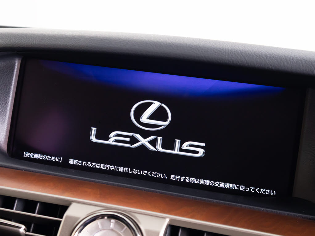 さまざまな機能を統合した衝突回避支援パッ
ケージ、「レクサス　セーフティシステム＋
Ａ」！最先端の予防安全（アクティブセーフ
ティ）技術です。