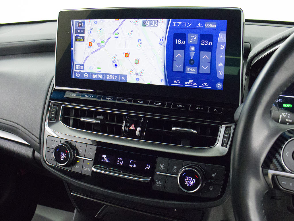 トヨタマルチオペレーションタッチ機能付き
の大画面SDナビ！12.3インチディスプレイ！
Bluetoothやスマホ連携も対応！