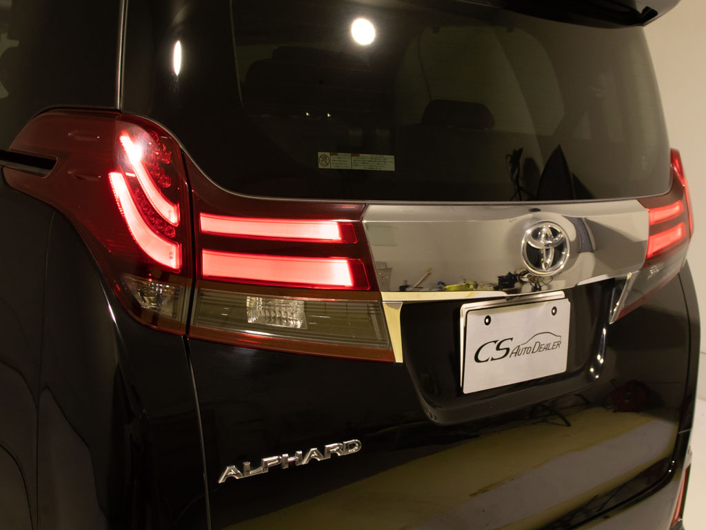 ★純正色★こちらの車両は色替え無しの純正
色となっております！