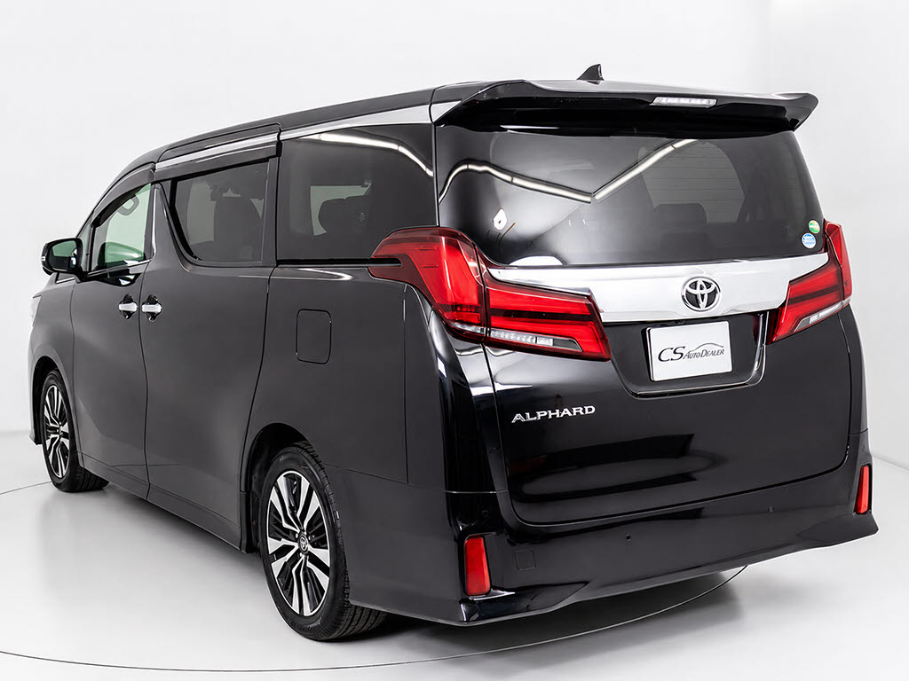 お車の下取りもお任せ下さい！国産、外車、
年式、走行距離問わず、どんなお車でも下取
りさせて頂きます。皆様のご相談お待ちして
おります！