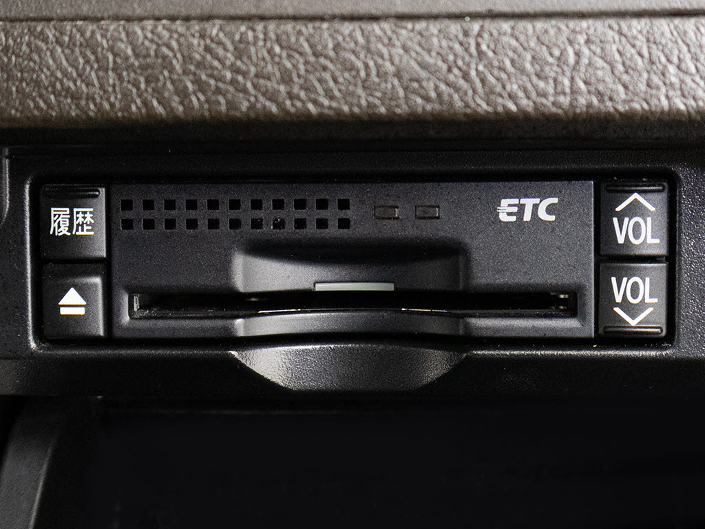 ★ETCが装備されています！！高速道路を利
用する際は必需品ですよね！！ストレス無く
料金所を通過出来ます！