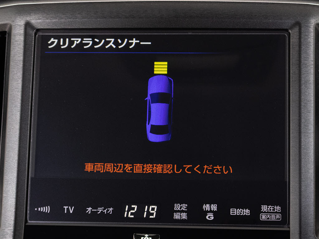 クリアランスソナーが付いています！フロン
ト＆リアにセンサーがあり、障害物に近づく
と警告音が鳴りドライバーへお知らせ！すご
く便利な人気装備です！！