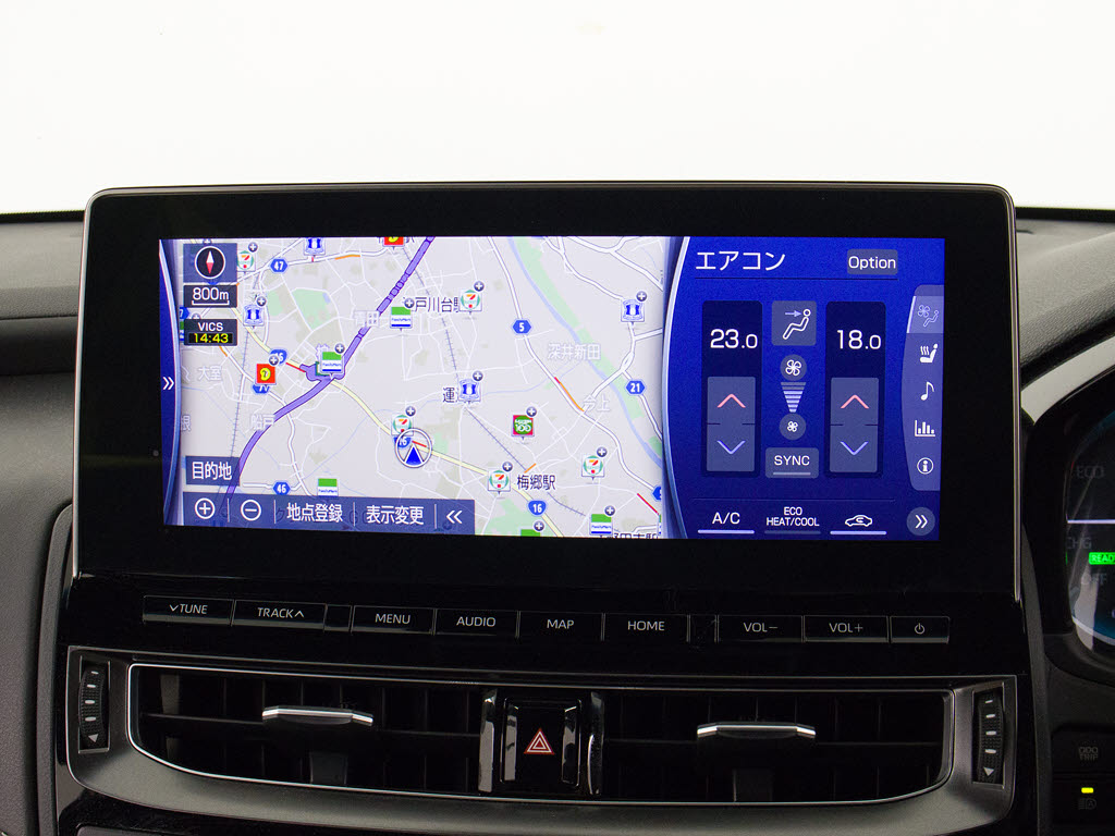 トヨタマルチオペレーションタッチ機能付き
の大画面SDナビ！12.3インチディスプレイ！
Bluetoothやスマホ連携も対応！