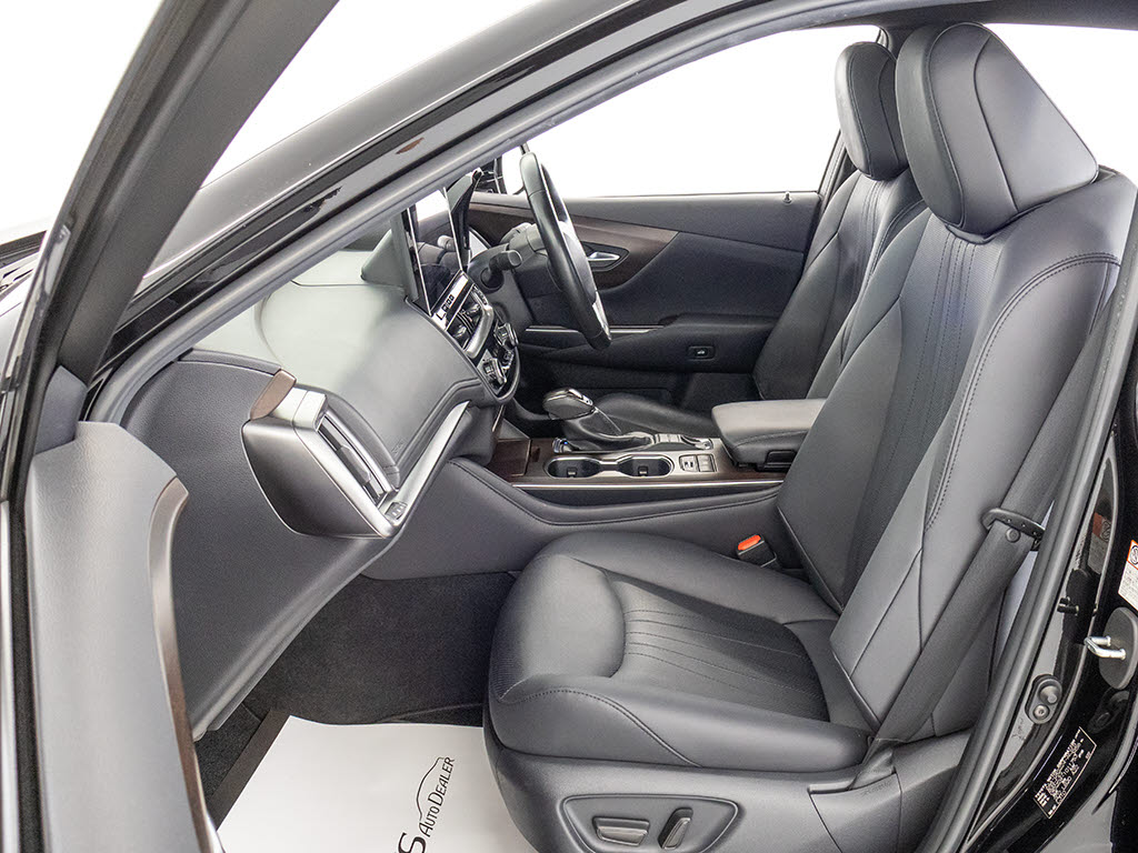 快適エアシート＆シートヒーターを装備して
います！高級車ならではの装備です！シート
が暖まる機能！シートから冷風が出る機能！
どちらも付いています！！寒い冬も、暑い夏
も快適にご乗車頂けます！！
