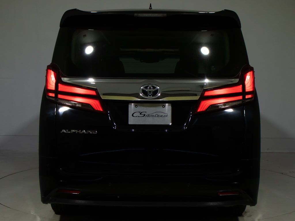 ★展示前点検実施★特殊な機材も用いて、全
車点検を実施しております！