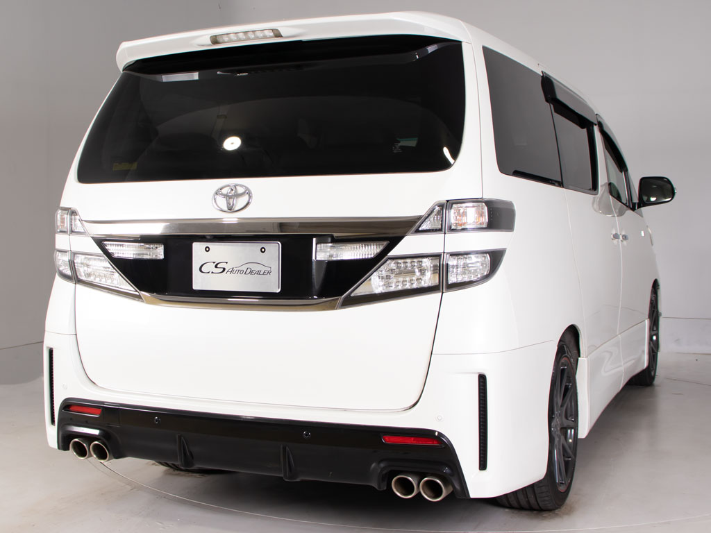 ★純正色★こちらの車両は色替え無しの純正
色となっております！