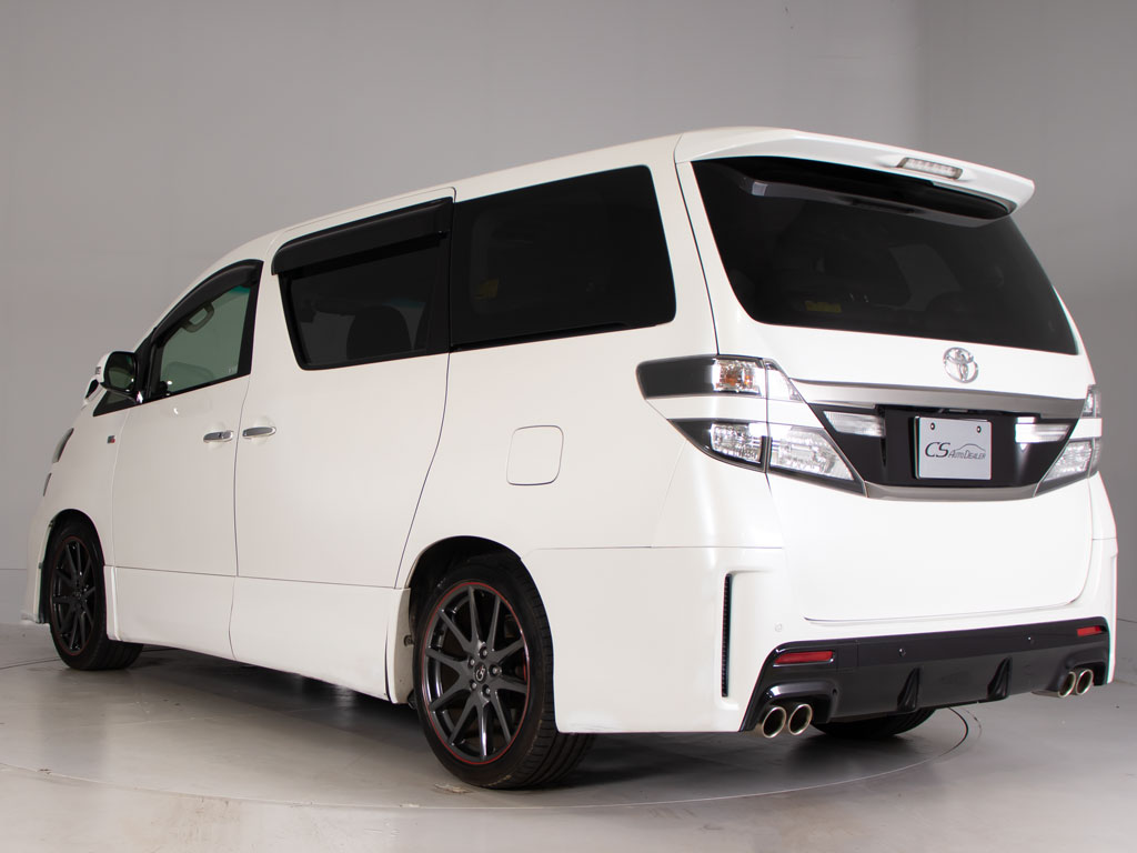 ★純正色★こちらの車両は色替え無しの
純正色となっております！
