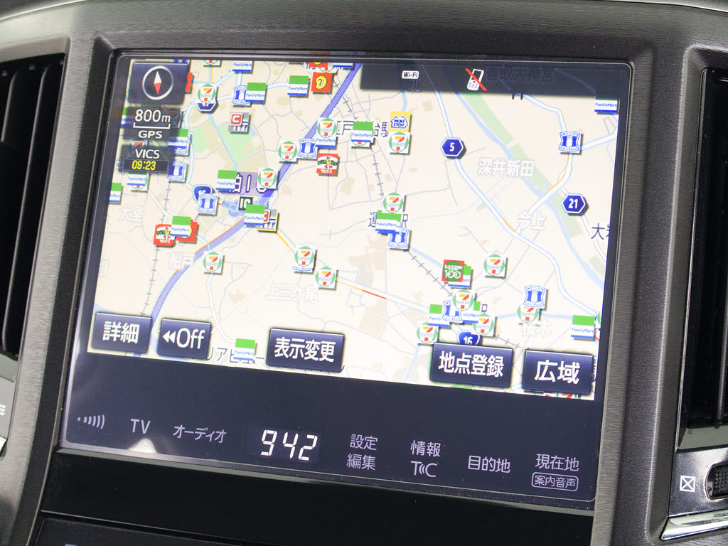 メーカー純正の大画面SDナビが装備されてい
ます！操作も簡単！見やすい！純正だからこ
その使いやすさ！