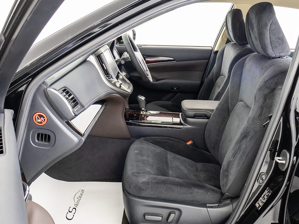 ★シートヒーターを装備しています！高級車
ならではの装備です！