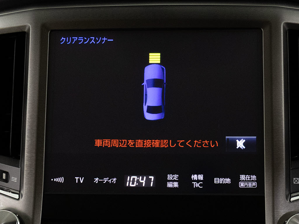 クリアランスソナーが付いています！フロン
ト＆リアにセンサーがあり、障害物に近づく
と警告音が鳴りドライバーへお知らせ！すご
く便利な人気装備です！！