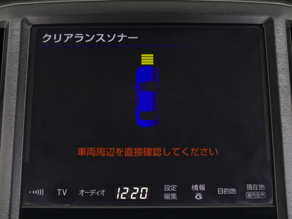 クリアランスソナーが付いています！フロン
ト＆リアにセンサーがあり、障害物に近づく
と警告音が鳴りドライバーへお知らせ！すご
く便利な人気装備です！！