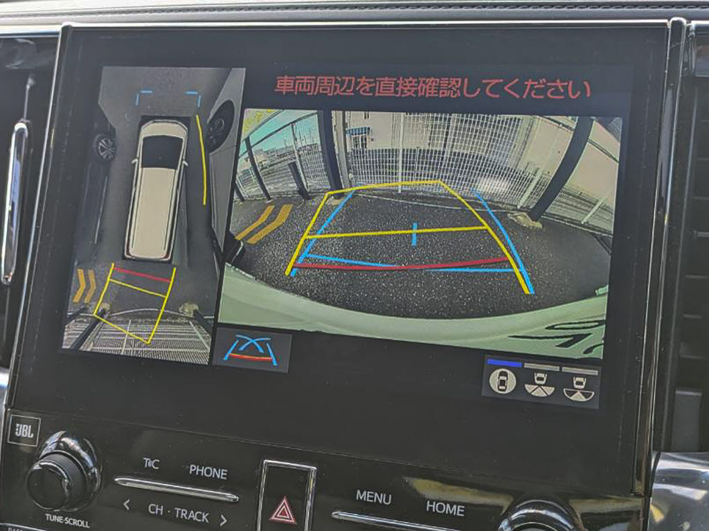 パノラミックビューモニターシステム搭載！
クルマの前後左右のカメラを用いて全方位を
ナビモニターで確認が出来き安全運転・駐車
をサポートします！