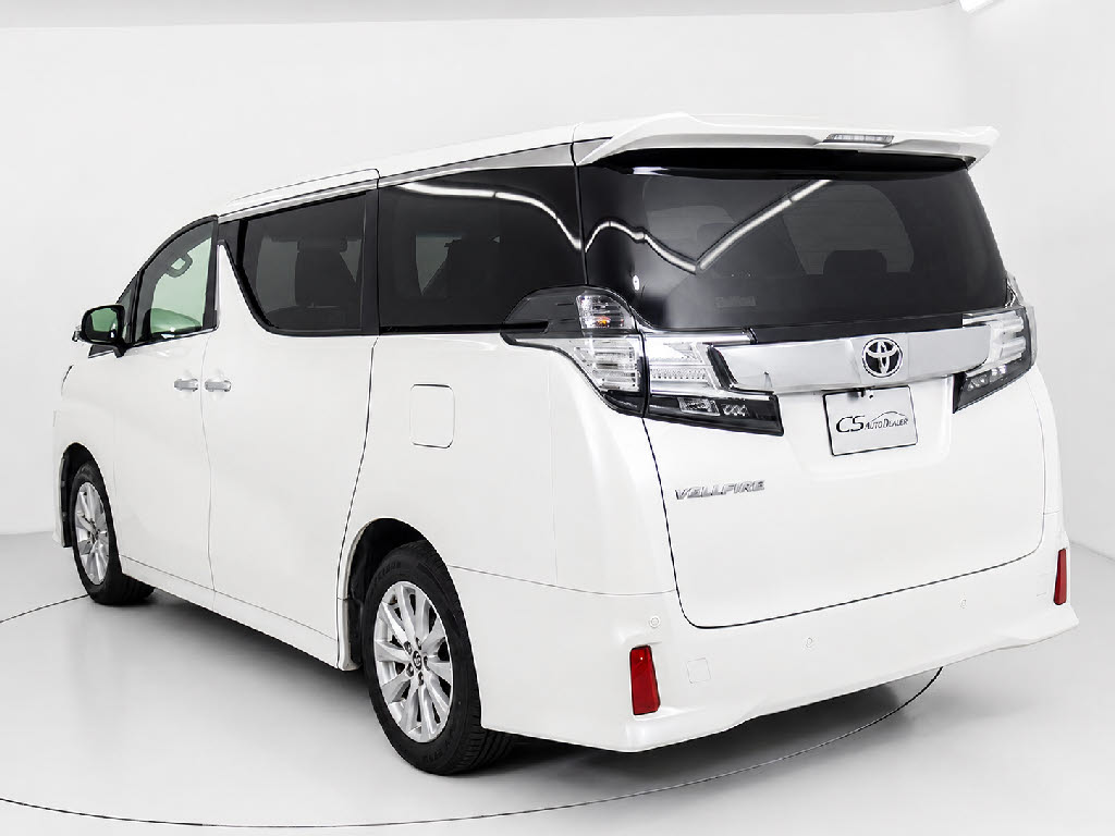 お車の下取りもお任せ下さい！国産、外車、
年式、走行距離問わず、どんなお車でも下取
りさせて頂きます。皆様のご相談お待ちして
おります！