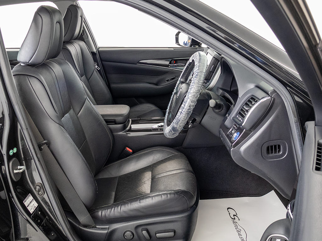 快適エアシート＆シートヒーターを装備して
います！高級車ならではの装備です！シート
が暖まる機能！シートから冷風が出る機能！
どちらも付いています！！寒い冬も、暑い夏
も快適にご乗車頂けます！！