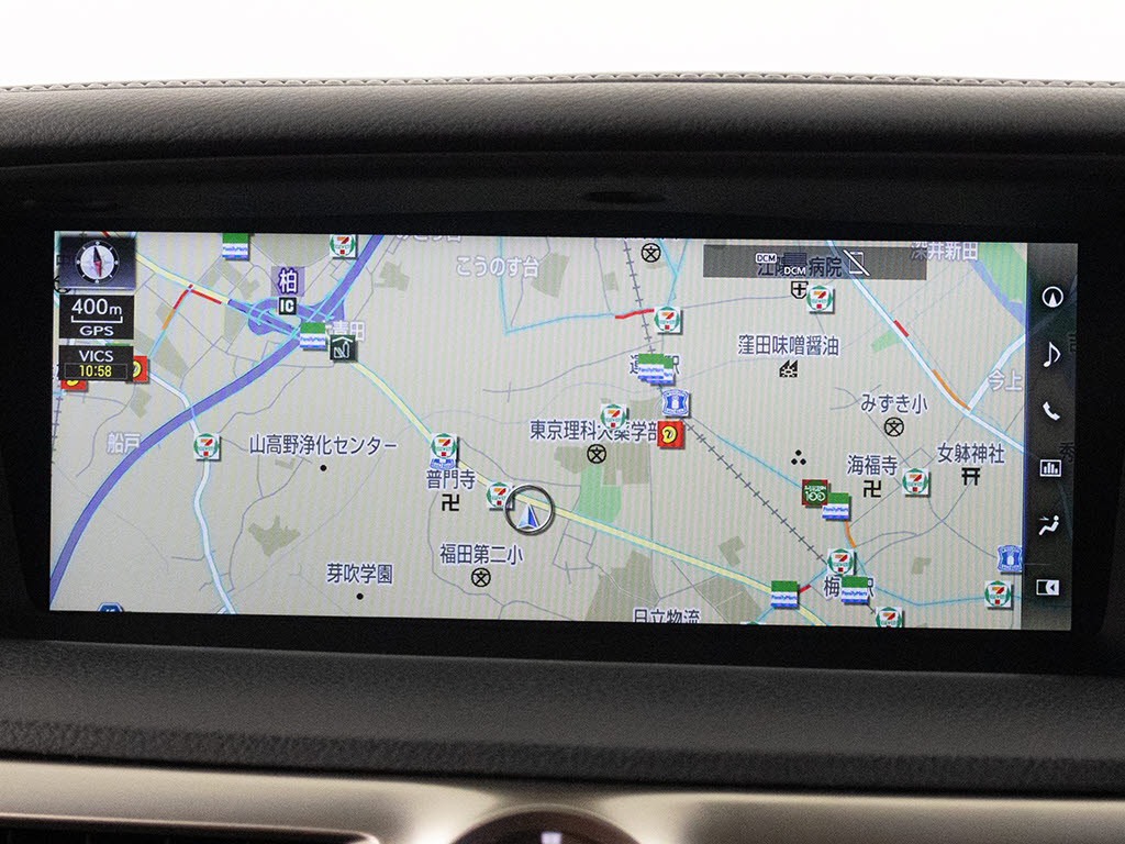 ★メーカー純正の大画面SDマルチが装備され
ています！操作も簡単！見やすい！純正だか
らこその使いやすさ！地図情報の更新も出来
ますので安心してお使い頂けます！！