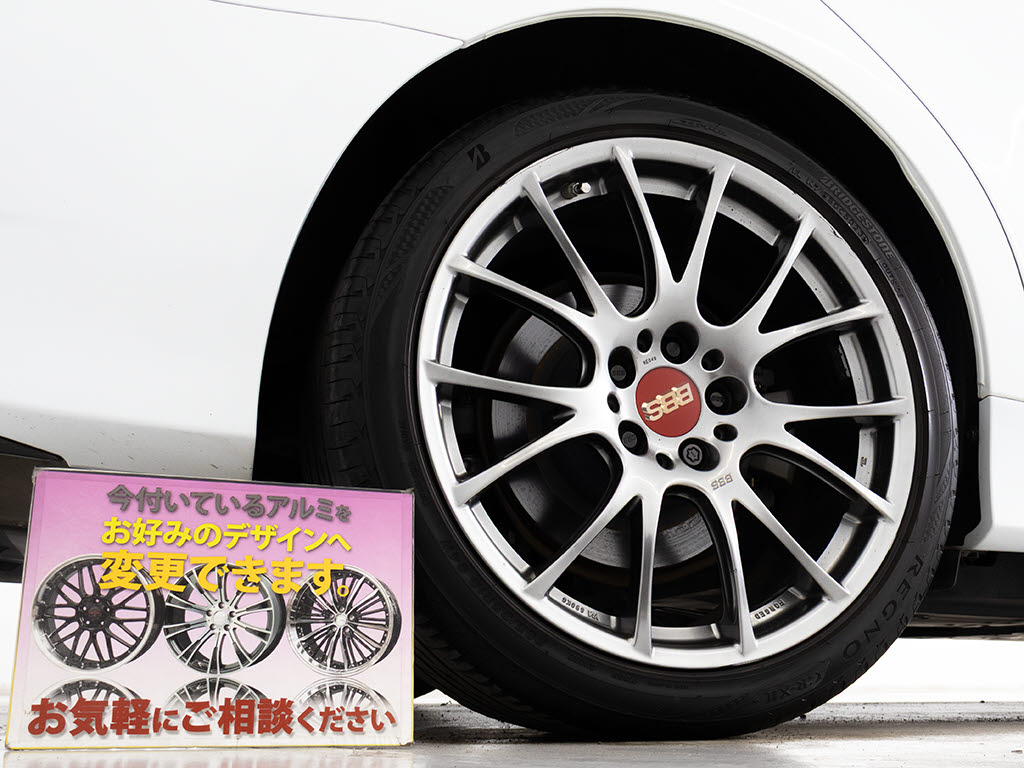 BBS製１９インチアルミ！！アルミホイール
の変更も可能です！お客様のお好みの１台を
作成可能となります！※詳細はスタッフまで
お尋ねください。