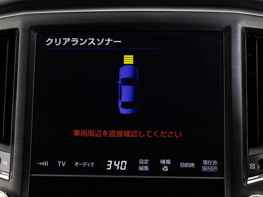 クリアランスソナーが付いています！フロン
ト＆リアにセンサーがあり、障害物に近づく
と警告音が鳴りドライバーへお知らせ！すご
く便利な人気装備です！！