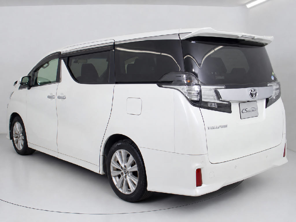 お車の下取りもお任せ下さい！国産、外車、
年式、走行距離問わず、どんなお車でも下取
りさせて頂きます。皆様のご相談お待ちして
おります！