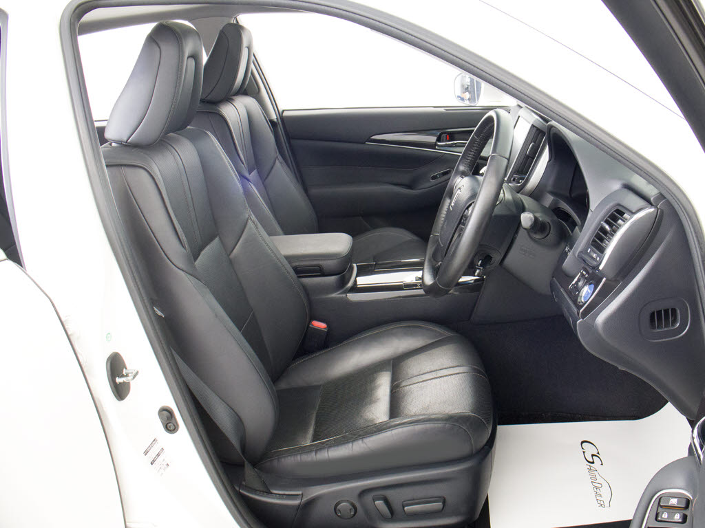 快適エアシート＆シートヒーターを装備して
います！高級車ならではの装備です！シート
が暖まる機能！シートから冷風が出る機能！
どちらも付いています！！寒い冬も、暑い夏
も快適にご乗車頂けます！！