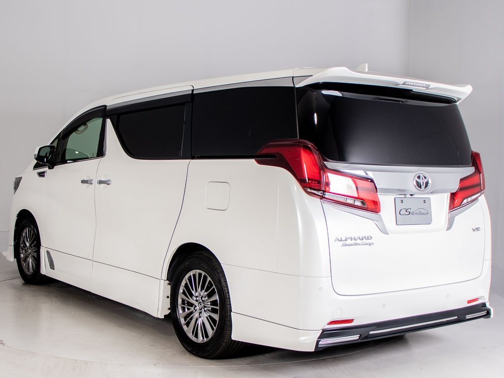 ★純正色★こちらの車両は色替え無しの純正
色となっております！