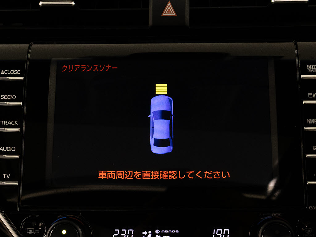 クリアランスソナーが付いています！フロン
ト＆リアにセンサーがあり、障害物に近づく
と警告音が鳴りドライバーへお知らせ！すご
く便利な人気装備です！！