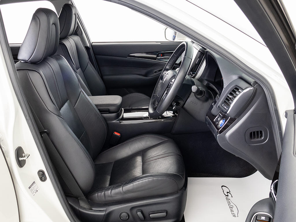 快適エアシート＆シートヒーターを装備して
います！高級車ならではの装備です！シート
が暖まる機能！シートから冷風が出る機能！
どちらも付いています！！寒い冬も、暑い夏
も快適にご乗車頂けます！！