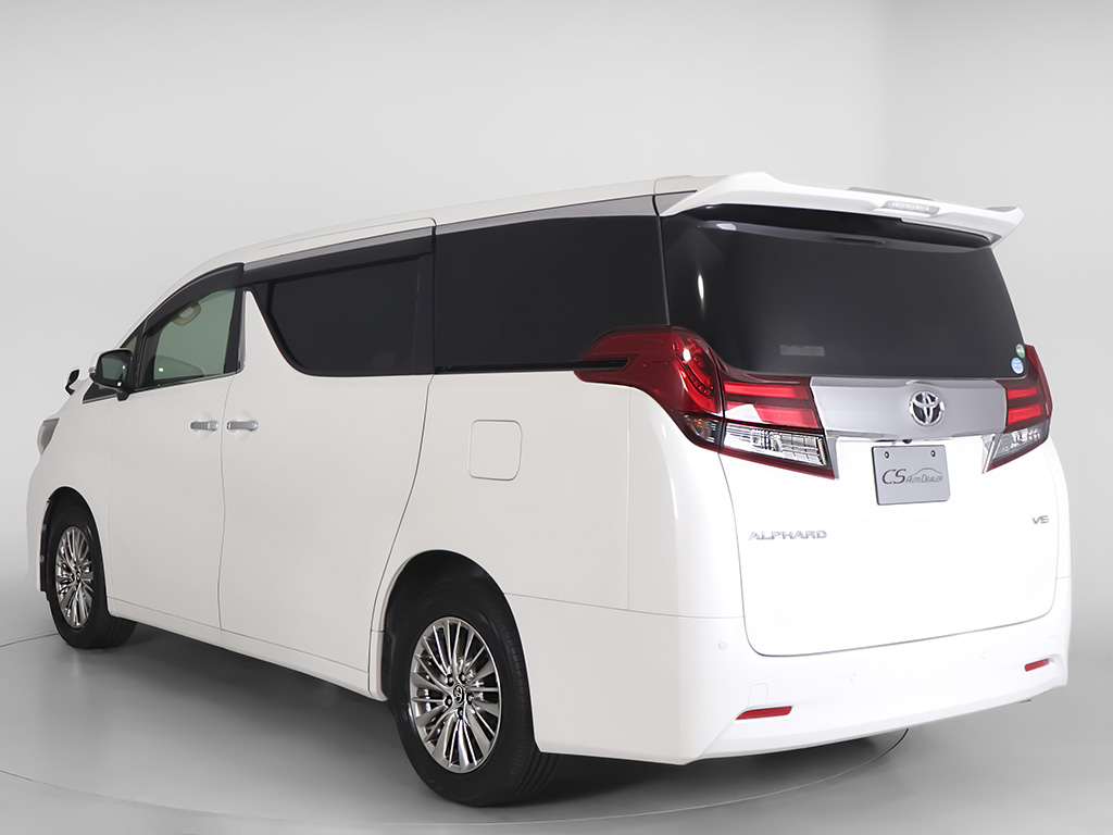 ★展示前点検実施★特殊な機材も用いて、全
車点検を実施しております！