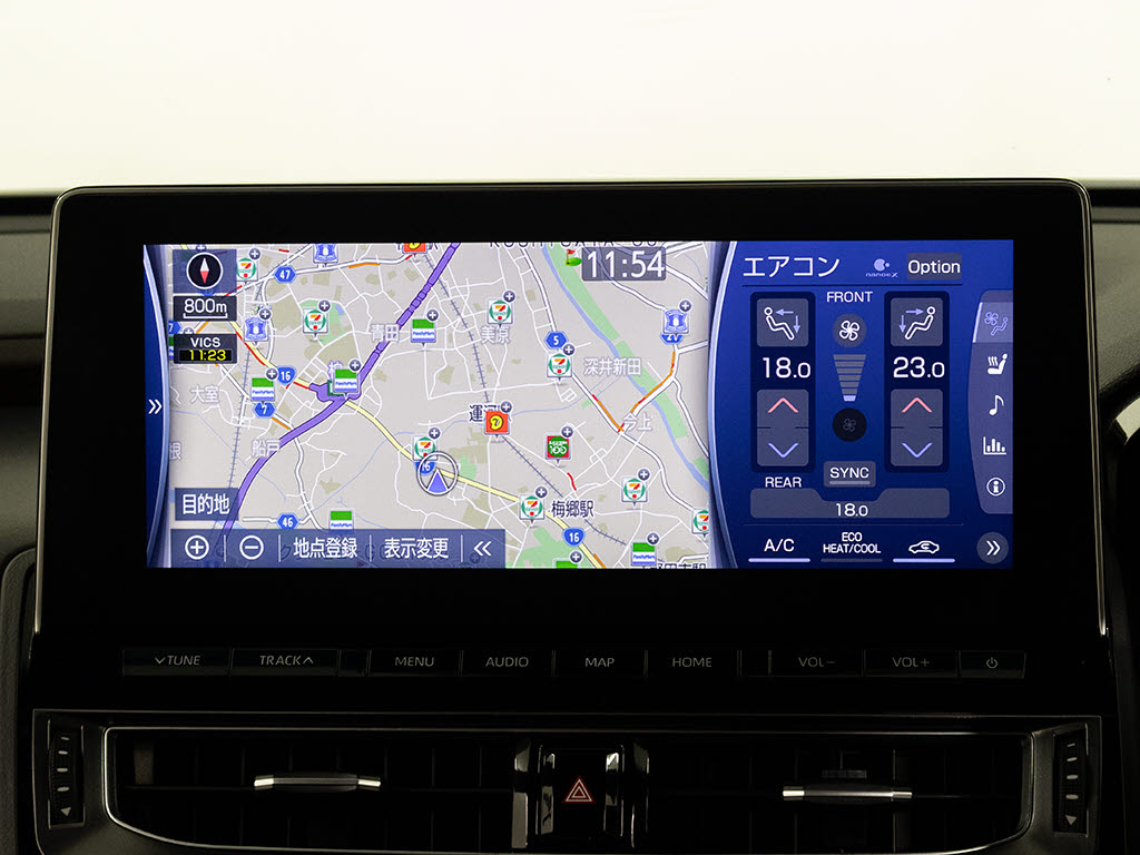 トヨタマルチオペレーションタッチ機能付き
の大画面SDナビ！12.3インチディスプレイ！
Bluetoothやスマホ連携も対応！