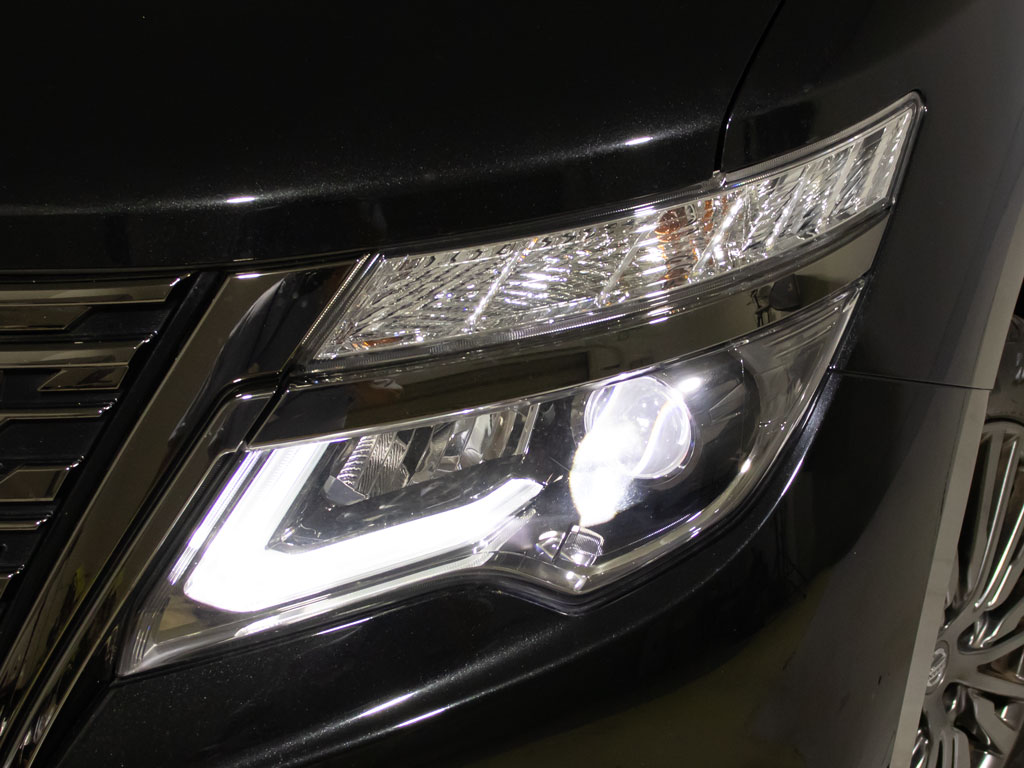 ★LEDヘッドライト★明るさ、視認性抜群！
消費電力が少ないのも魅力的です！
