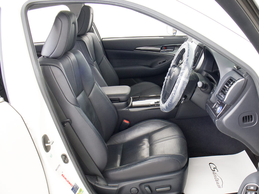 快適エアシート＆シートヒーターを装備して
います！高級車ならではの装備です！シート
が暖まる機能！シートから冷風が出る機能！
どちらも付いています！！寒い冬も、暑い夏
も快適にご乗車頂けます！！