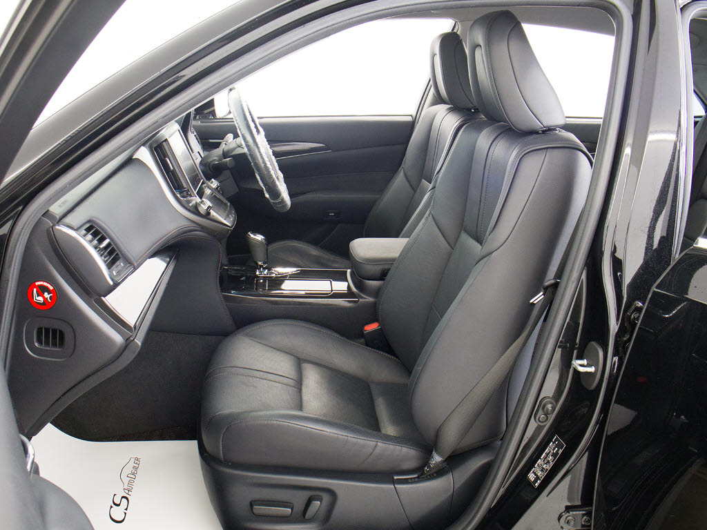 快適エアシート＆シートヒーターを装備して
います！高級車ならではの装備です！シート
が暖まる機能！シートから冷風が出る機能！
どちらも付いています！！寒い冬も、暑い夏
も快適にご乗車頂けます！！
