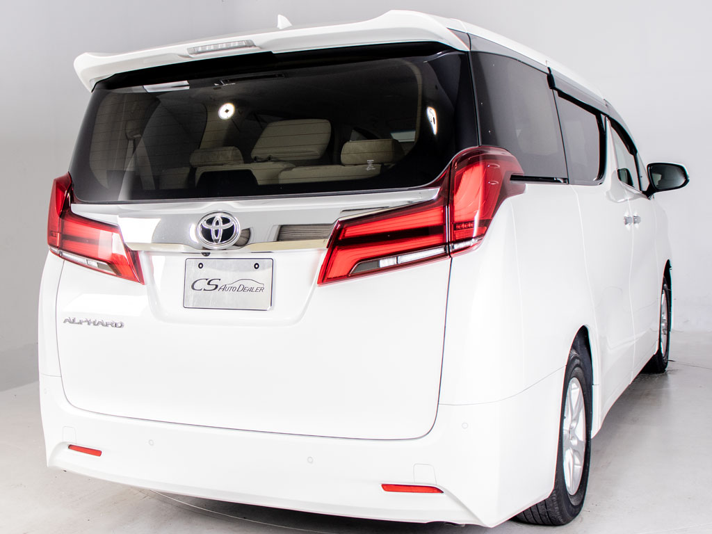 ★展示前点検実施★特殊な機材も用いて、全
車点検を実施しております！